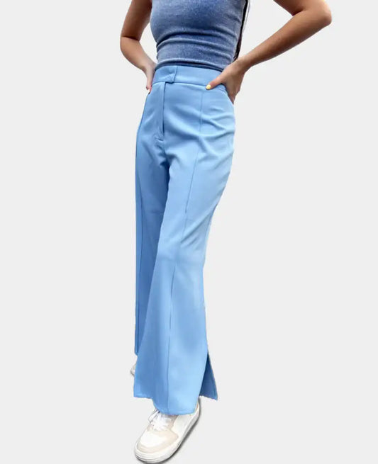 Outfits de oficina con el Cut Pant, tu pantalon de vestir mujer caracas